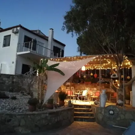 Charly Point Μεθώνη