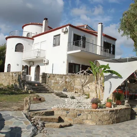 Charly Point Μεθώνη