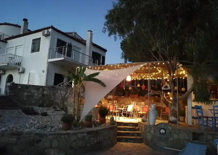 Charly Point Methoni (Messenia)