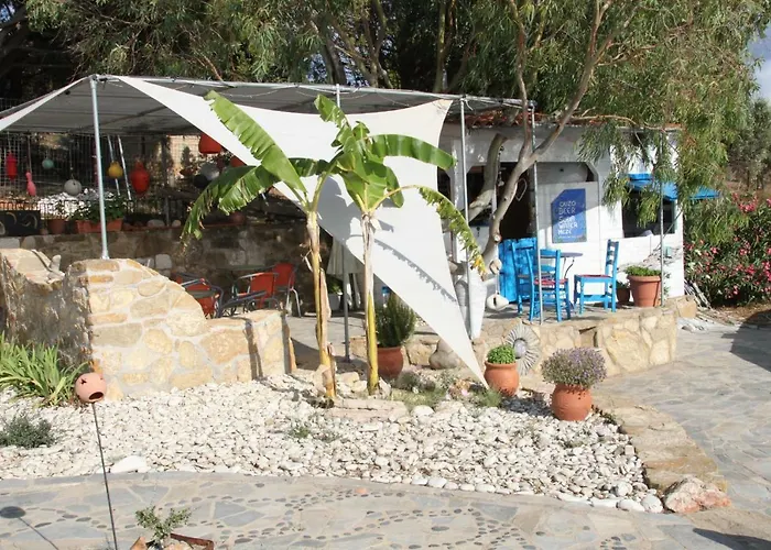 Charly Point * Methoni (Messenia)