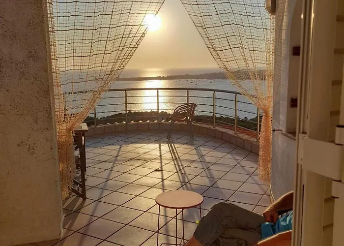 Charly Point Methoni (Messenia)